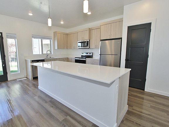5th image of 4004 S Brian Ave #101