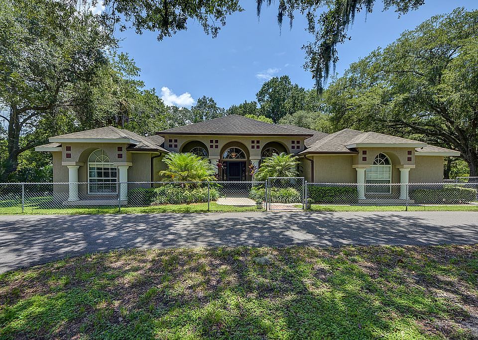 1st image of 9551 Riverview Dr