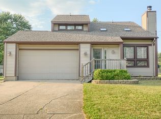 9152 Orchard View Dr, Grand Blanc, MI 48439