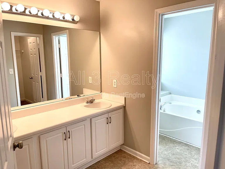 225 Forrest Ln — Photo 22