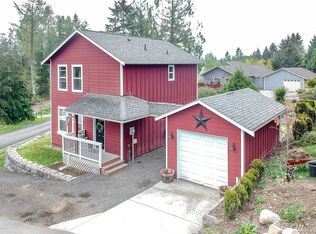 11 E Brady Loop, Allyn, WA 98524
