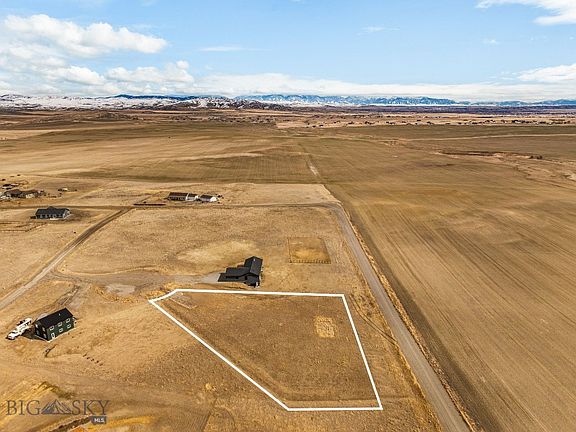 5th image of 4 Saddle View Cir