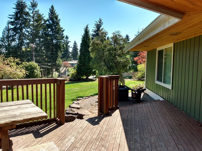 2309 236th St SW — Photo 3