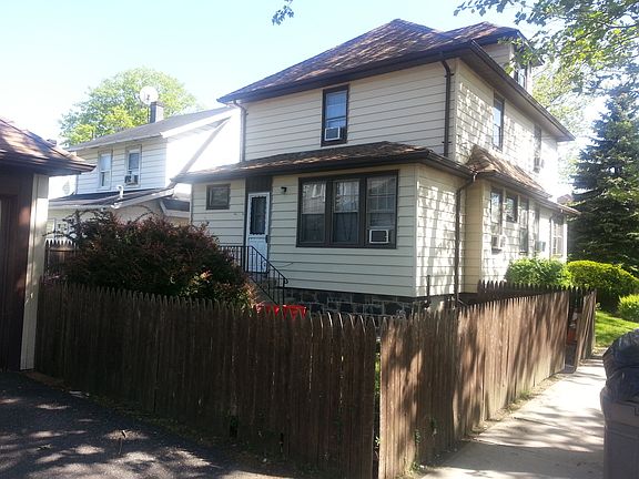 5th image of 402 Greenmount Ave