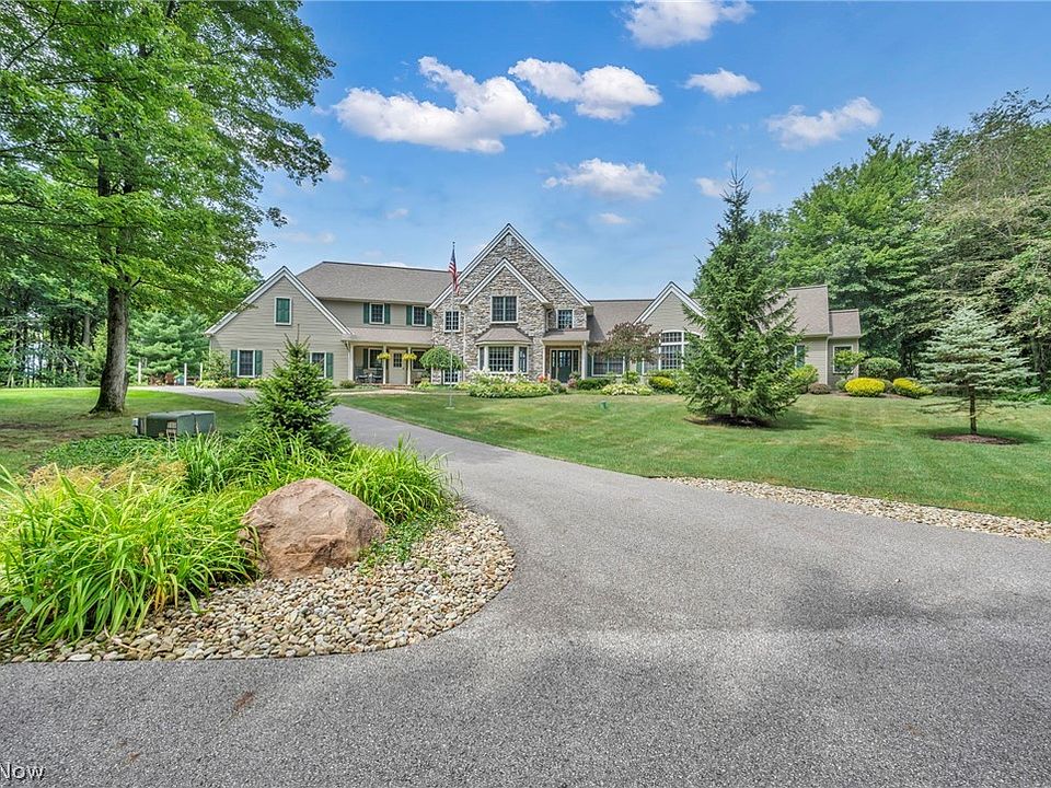 1st image of 10360 Sawmill Dr