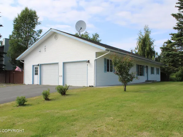 255 N Kobuk St, Soldotna, AK 99669
