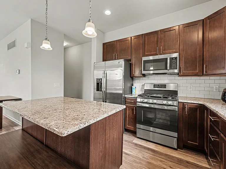 4923 Treeside Ln #19 — Photo 4