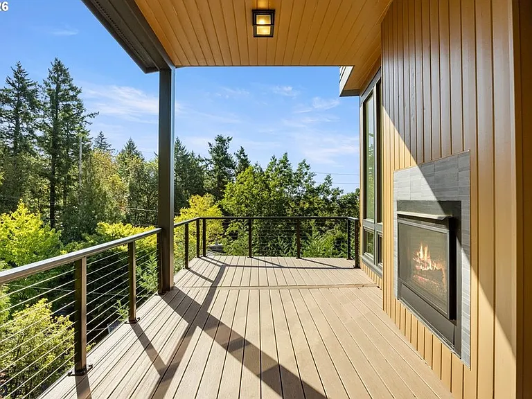 3718 SW Hillside Dr — Photo 18