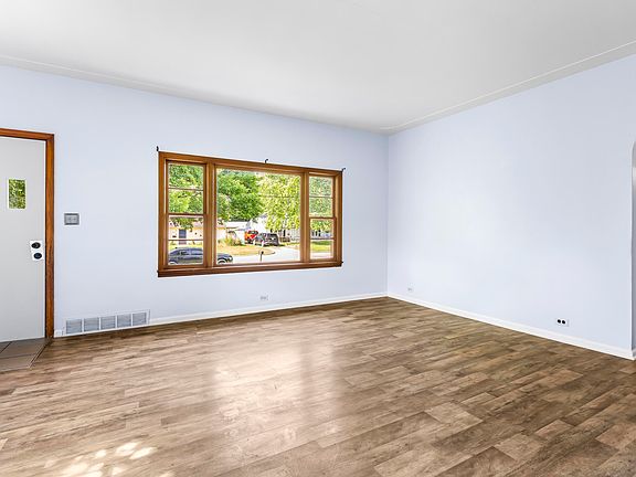 3rd image of 201 Taylor Ave