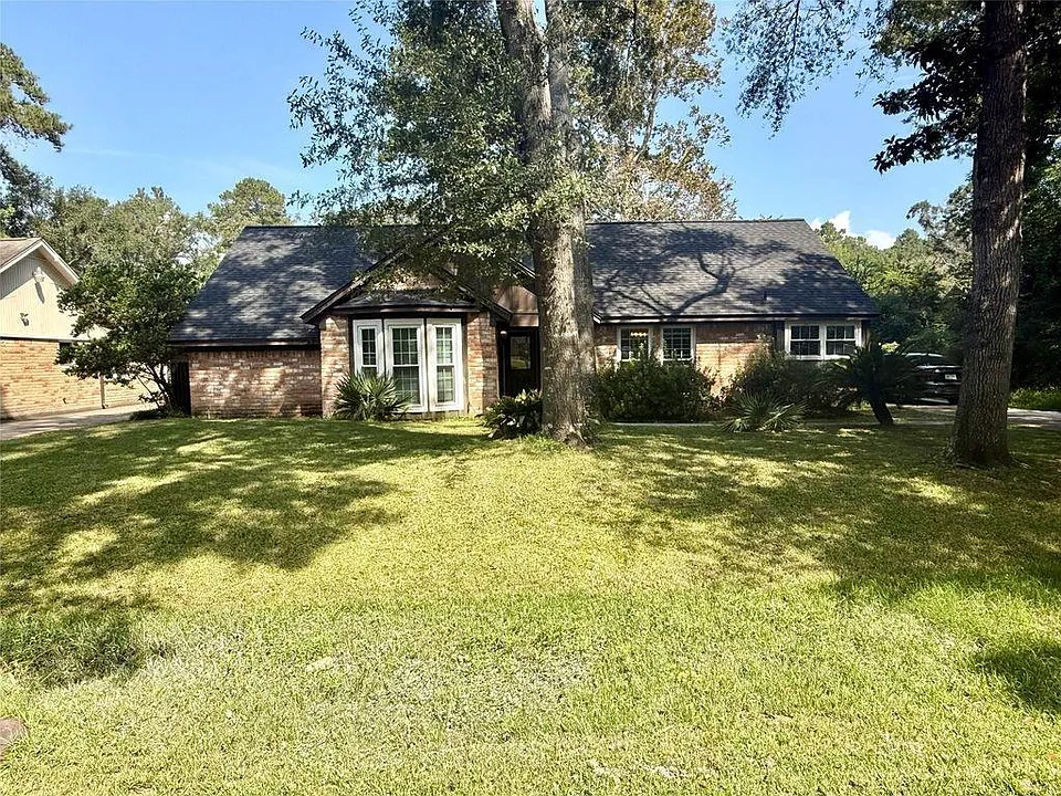 727 Angelina Dr