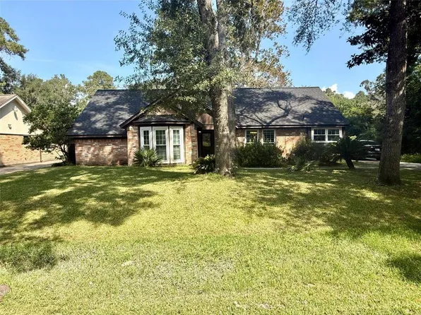 727 Angelina Dr, Conroe, TX 77302