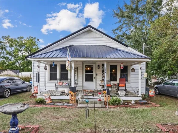 204 W Jackson St, Salemburg, NC 28385