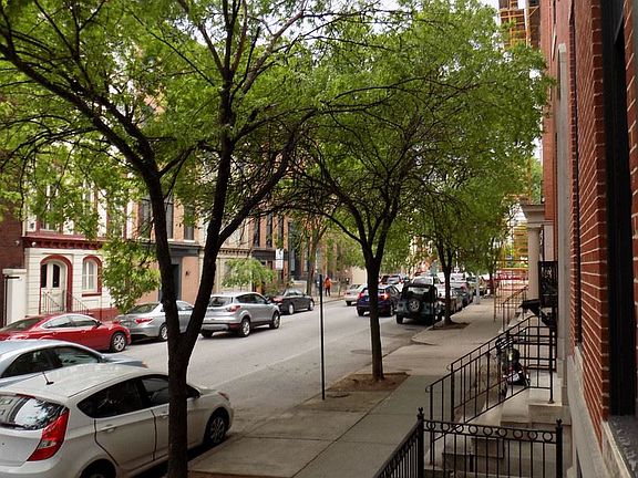 2nd image of 712 Saint Paul St APT 04
