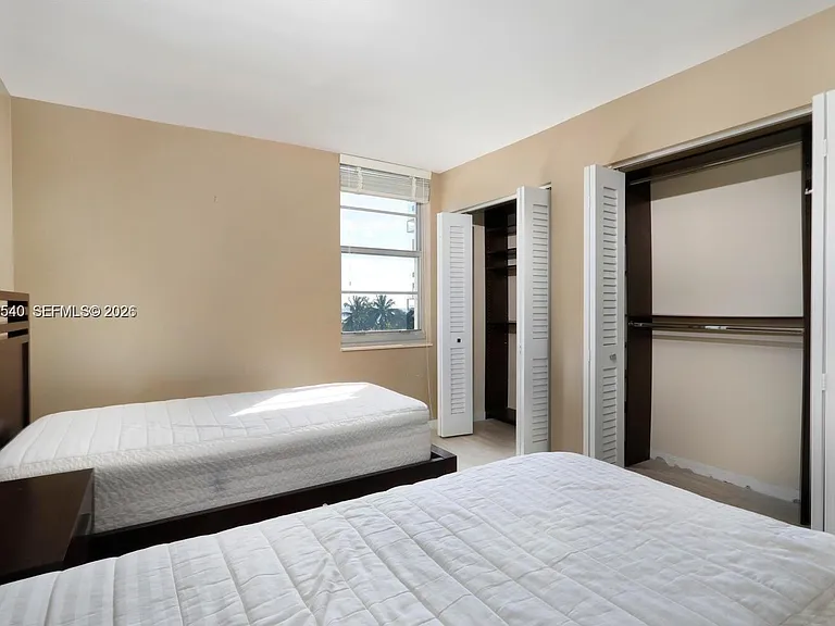 145 SE 25th Rd #502 — Photo 20