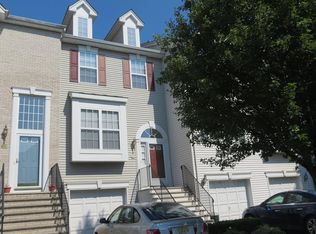 517 Coventry Dr, Nutley, NJ 07110