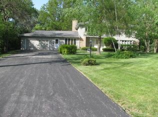 88 Graymoor Ln, Olympia Fields, IL 60461