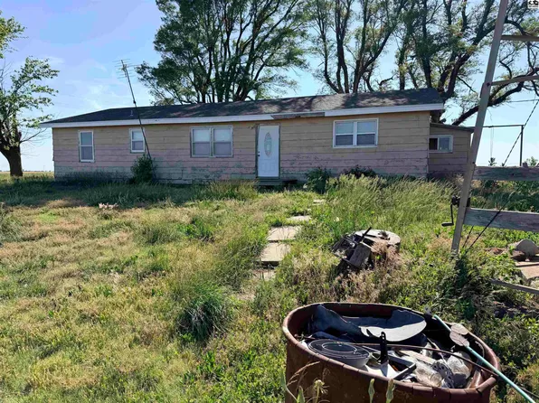 2616 Kiowa Rd, Canton, KS 67428