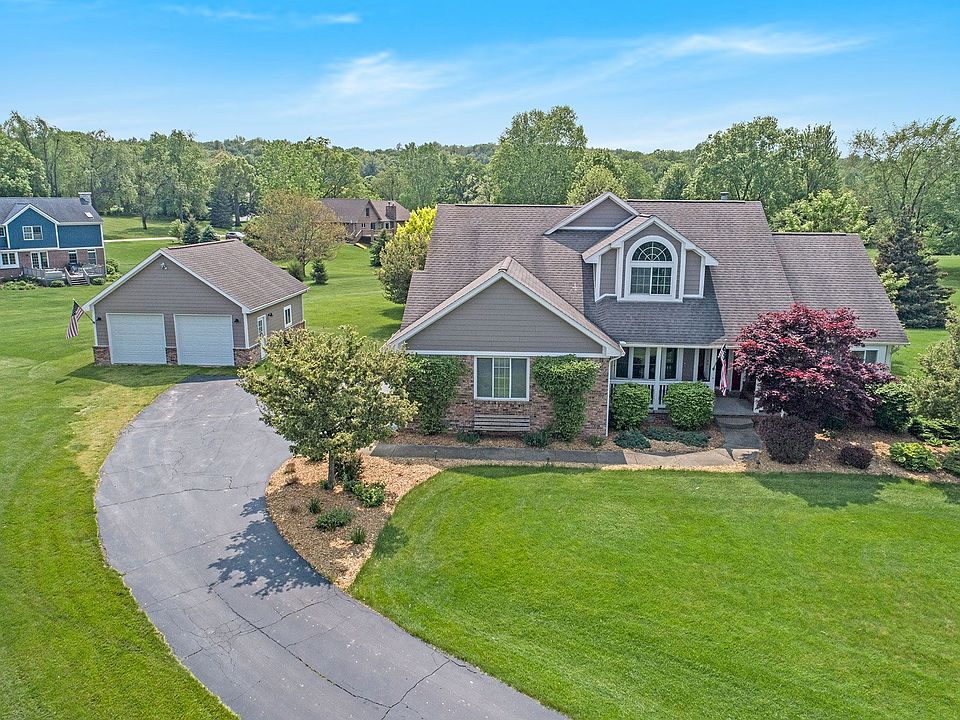 12427 Blueberry Ln, Davisburg, MI 48350 Zillow