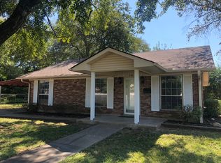 105 W Moore Ave, Searcy, AR 72143