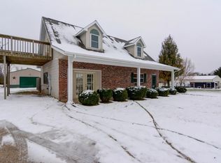 3420 Christmas Tree Rd, Decatur, IL 62521