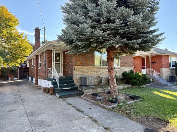 904 Maple Ave #Basement, Hamilton, ON L8K 1L4