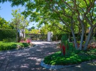122 Meadows Lane, Santa Barbara, CA 93105