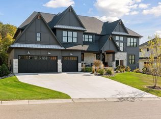 6515 Hawks Pointe Ln, Excelsior, MN 55331