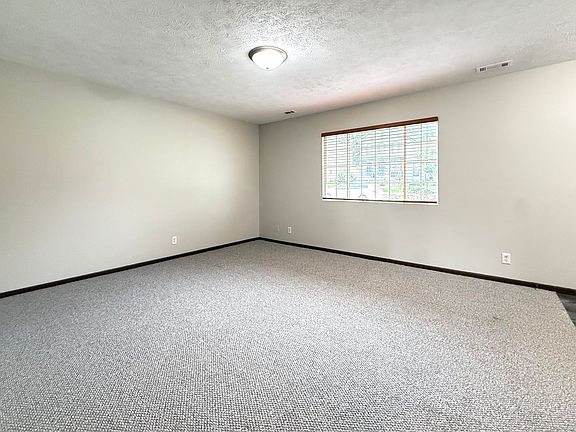 3rd image of 109 S 1st St APT 1