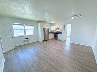 240 SW 8th St APT 8, Pompano Beach, FL 33060