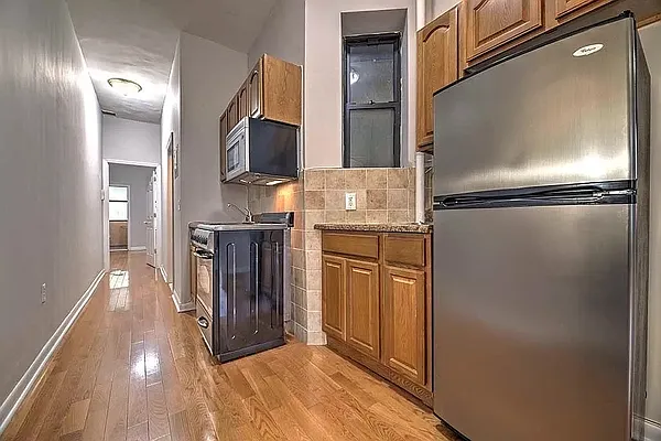 Rented by REAL New York | media 12