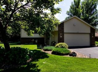 15113 Southwind Dr, Burnsville, MN 55306