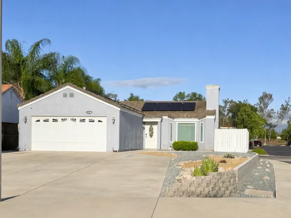 24746 Morningstar Dr, Murrieta, CA 92562