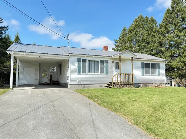 129 22nd Avenue, Madawaska, ME 04756