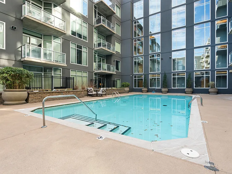 600 12th Ave S #405 — Photo 12