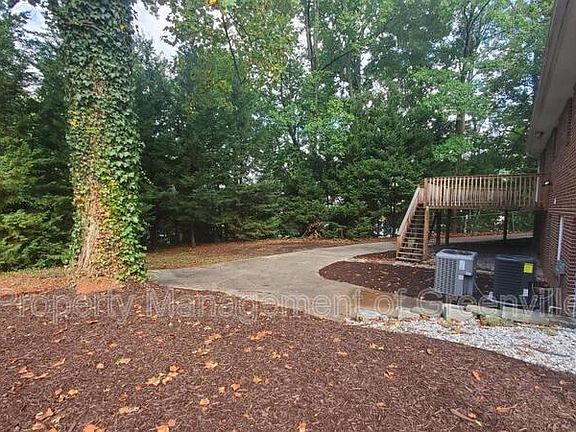 3rd image of 206 Azalea Ct #B