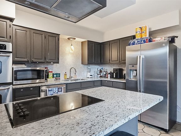 5th image of 2735 Caton Pl