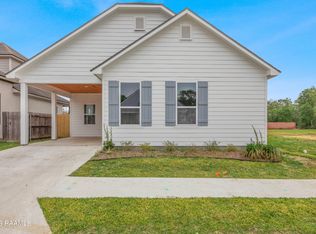 117 Santa Marta Dr, Youngsville, LA 70592