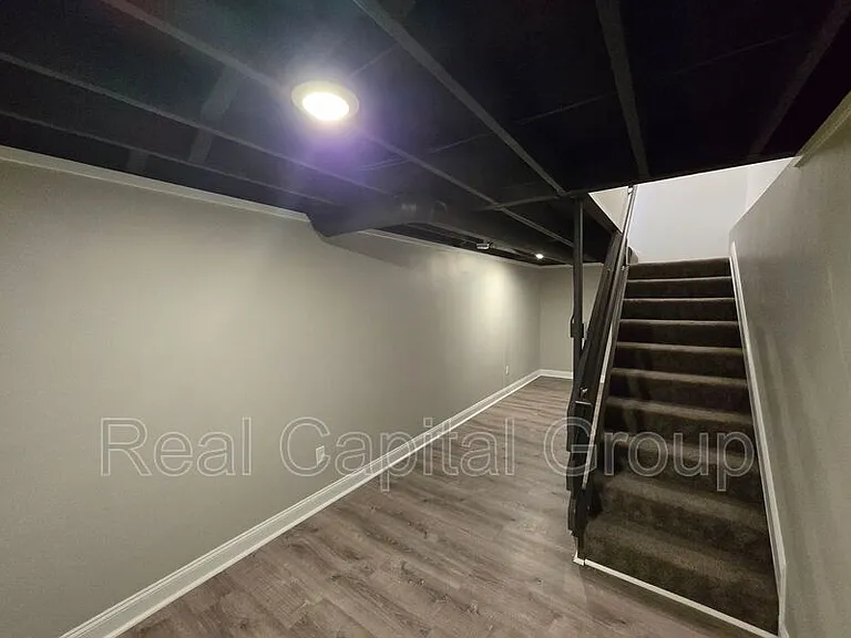2 Old Tower Ln #C — Photo 13