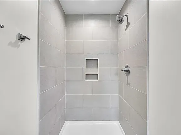 275 Ragan St — Photo 10