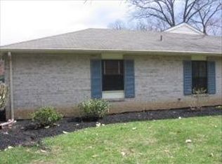368 Valleybrook Dr, Lancaster, PA 17601