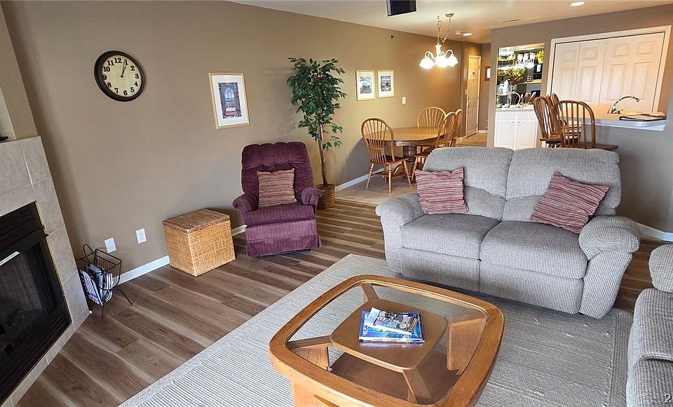 1st image of 4800 Eagleview Dr #611