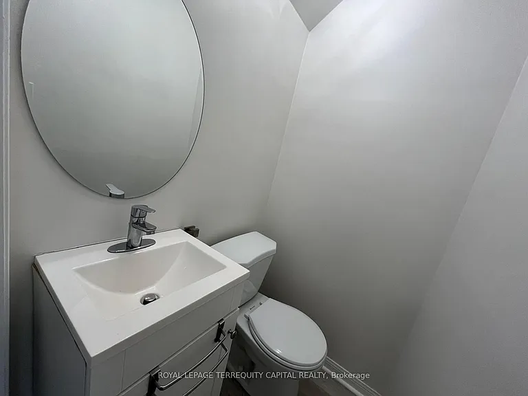 343 Edgehill Dr #UPPER — Photo 23