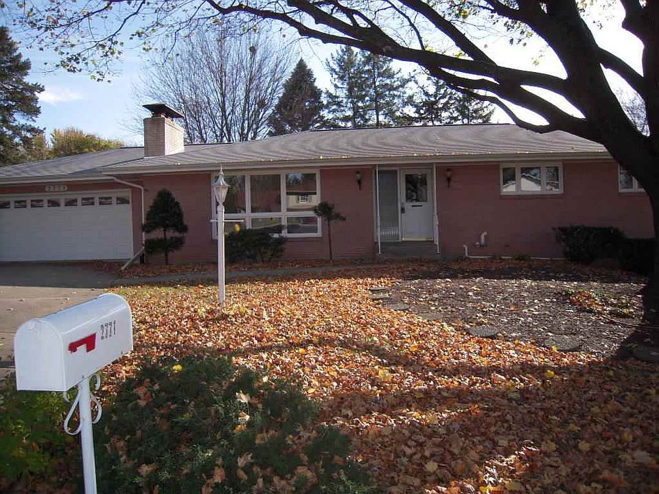 1st image of 2771 Crestdale Cir
