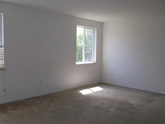 3rd image of 20605 NW 11th Ct