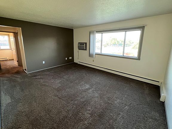 5th image of 222 S Greenwood St #14