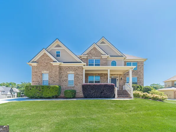 9005 Maple Run Trl, Gainesville, GA 30506
