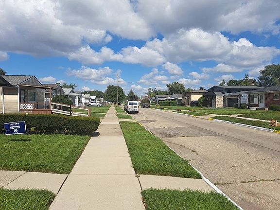 4th image of 4006 18th St