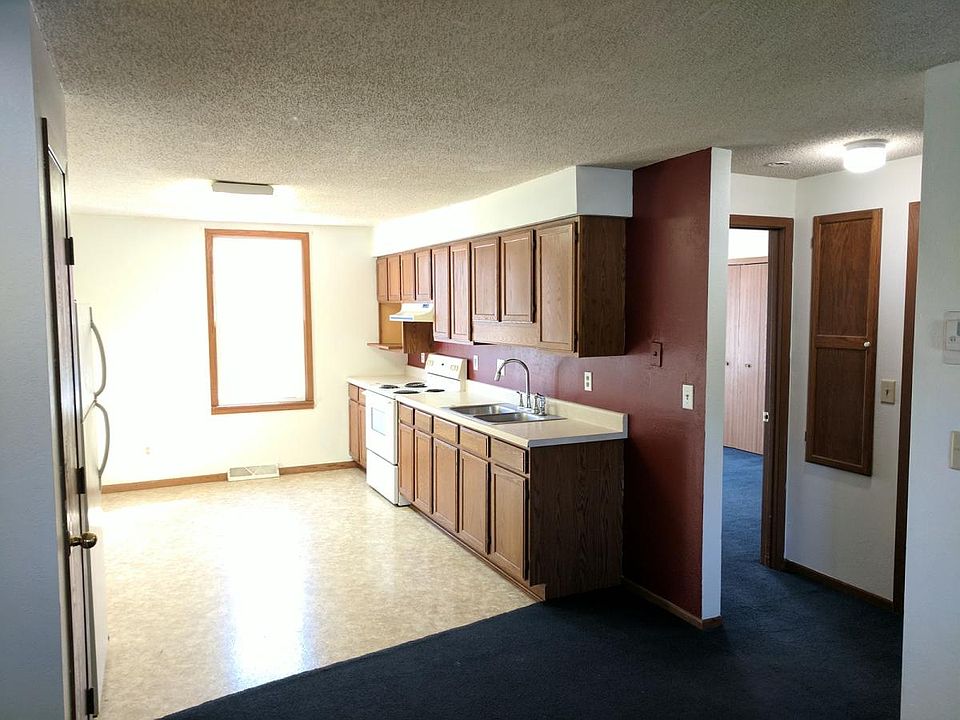 1st image of 101 N Lincoln St #1