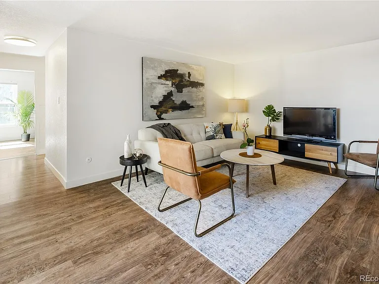 2 Adams St #207 — Photo 16