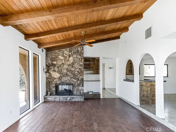 54026 Ridge Rd, Yucca Valley, CA 92284